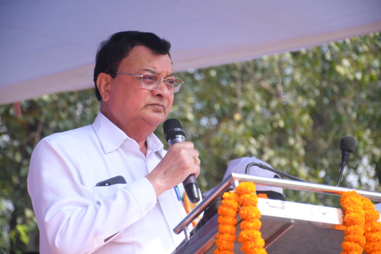 वाणिज्य, उद्योग एवं श्रम मंत्री श्री देवांगन ने धनतेरस, दीवाली, गोवर्धन पूजा एवं भाईदूज की बधाई एवं शुभकामनाएं दी वाणिज्य, उद्योग एवं श्रम मंत्री श्री देवांगन ने धनतेरस, दीवाली, गोवर्धन पूजा एवं भाईदूज की बधाई एवं शुभकामनाएं दी