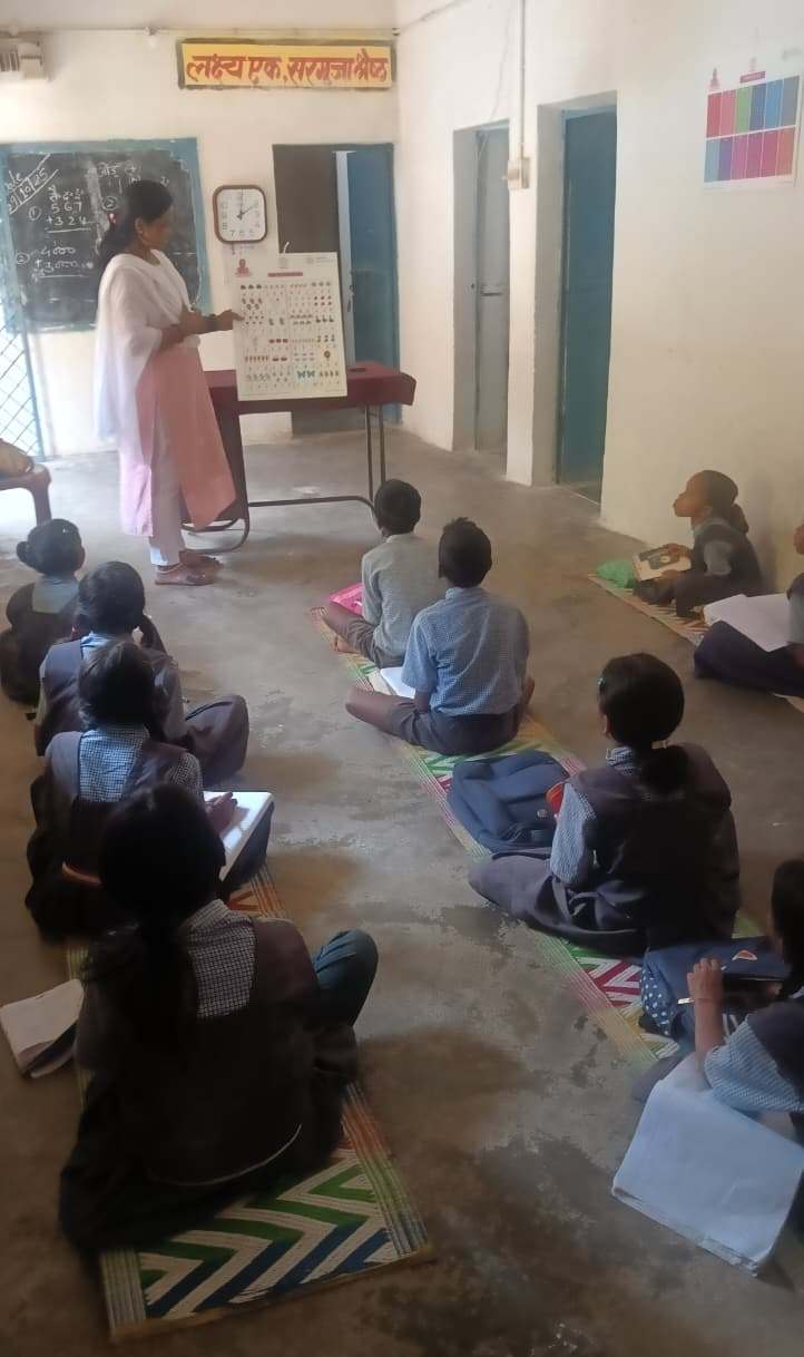 शासकीय प्राथमिक शाला बाँसपारा में दो शिक्षकों की पदस्थापना से बढ़ेगी शिक्षा की गुणवत्ता शासकीय प्राथमिक शाला बाँसपारा में दो शिक्षकों की पदस्थापना से बढ़ेगी शिक्षा की गुणवत्ता