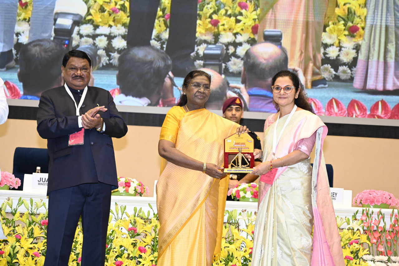 धरती आबा के आंगन से विज्ञान भवन तक-कोरिया की विकास गाथा को मिली राष्ट्रीय पहचान धरती आबा के आंगन से विज्ञान भवन तक-कोरिया की विकास गाथा को मिली राष्ट्रीय पहचान