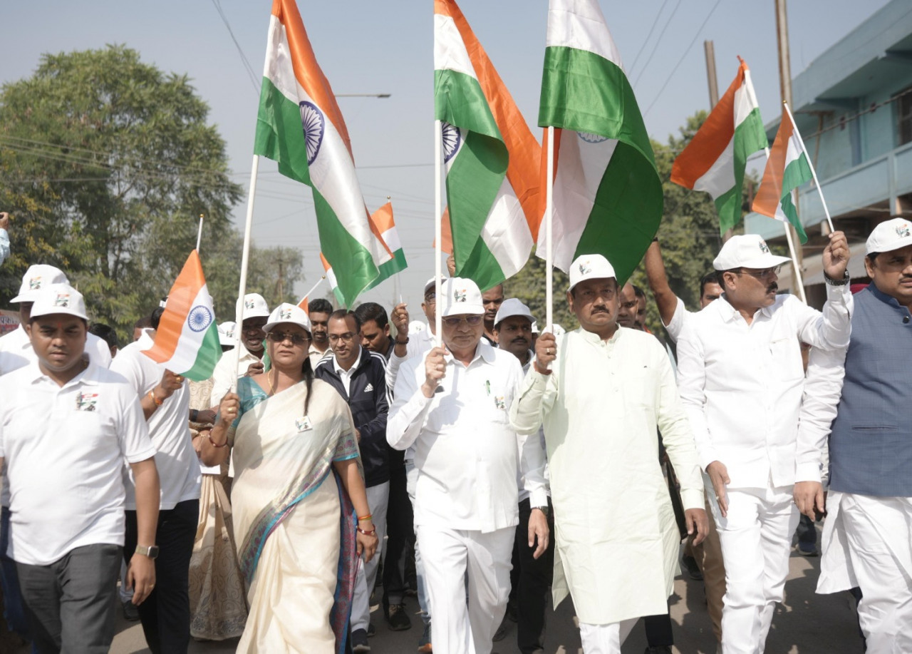 देश की एकता के प्रतीक लौह पुरुष सरदार वल्लभभाई पटेल की 150वीं जयंती पर कोरबा में ‘यूनिटी मार्च’ का भव्य आयोजन देश की एकता के प्रतीक लौह पुरुष सरदार वल्लभभाई पटेल की 150वीं जयंती पर कोरबा में ‘यूनिटी मार्च’ का भव्य आयोजन