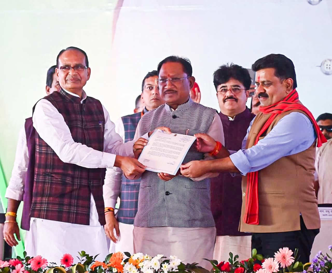 प्रधानमंत्री श्री नरेंद्र मोदी ने कोयंबटूर से जारी की प्रधानमंत्री किसान सम्मान निधि की 21वीं किस्त प्रधानमंत्री श्री नरेंद्र मोदी ने कोयंबटूर से जारी की प्रधानमंत्री किसान सम्मान निधि की 21वीं किस्त