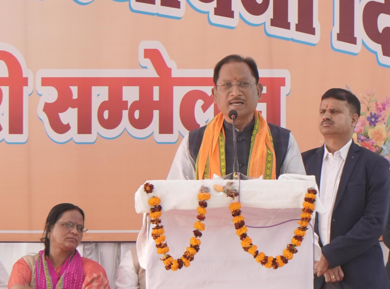 जनजातीय क्षेत्रों के समग्र विकास के लक्ष्य के साथ आगे बढ़ रही है सरकार : मुख्यमंत्री श्री विष्णुदेव साय जनजातीय क्षेत्रों के समग्र विकास के लक्ष्य के साथ आगे बढ़ रही है सरकार : मुख्यमंत्री श्री विष्णुदेव साय