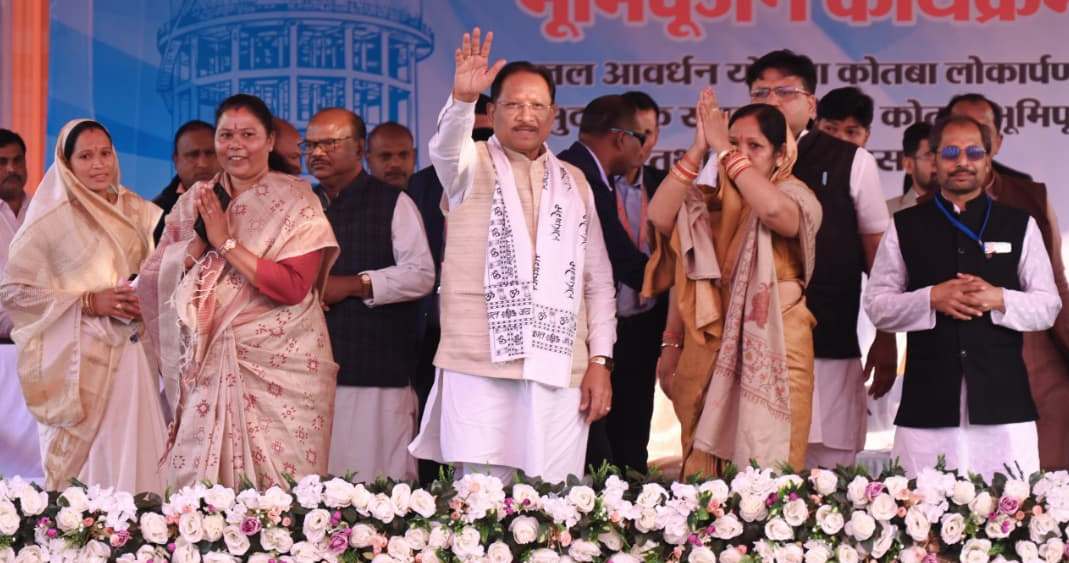 छत्तीसगढ़ तेजी से बढ़़ रहा हैं समृद्धि कीओर: मुख्यमंत्री श्री विष्णु देव साय छत्तीसगढ़ तेजी से बढ़़ रहा हैं समृद्धि कीओर: मुख्यमंत्री श्री विष्णु देव साय