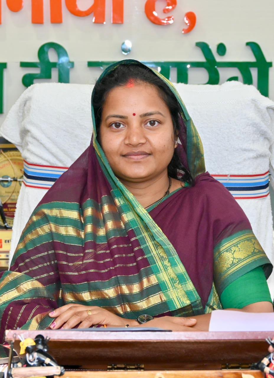 अंतर्राष्ट्रीय बाल श्रम निषेध दिवस : बच्चों के हाथों में औजार नहीं, शिक्षा, संस्कार और सपनों की उड़ान होनी चाहिए : मंत्री श्रीमती लक्ष्मी राजवाड़े