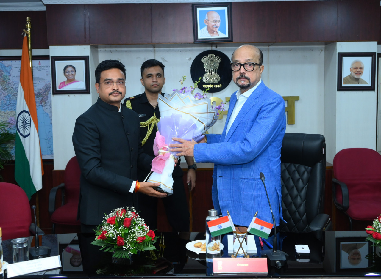 पर्यावरण संरक्षण और जलवायु परिवर्तन जैसी वैश्विक चुनौतियों से निपटने में वन अधिकारियों की महत्वपूर्ण भूमिका-राज्यपाल श्री रमेन डेका