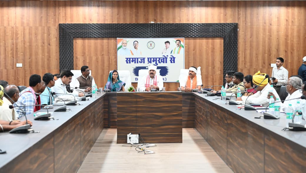 नक्सल मुक्त बस्तर के नव निर्माण में समाज निभाए अग्रणी भूमिका : उप मुख्यमंत्री श्री विजय शर्मा