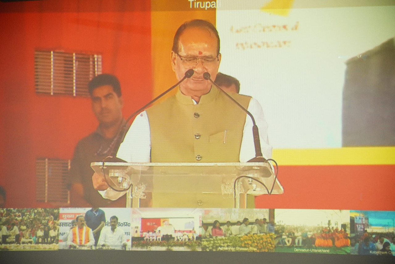 मुख्यमंत्री श्री विष्णुदेव साय के नेतृत्व में ग्रामीण विकास को नई गति