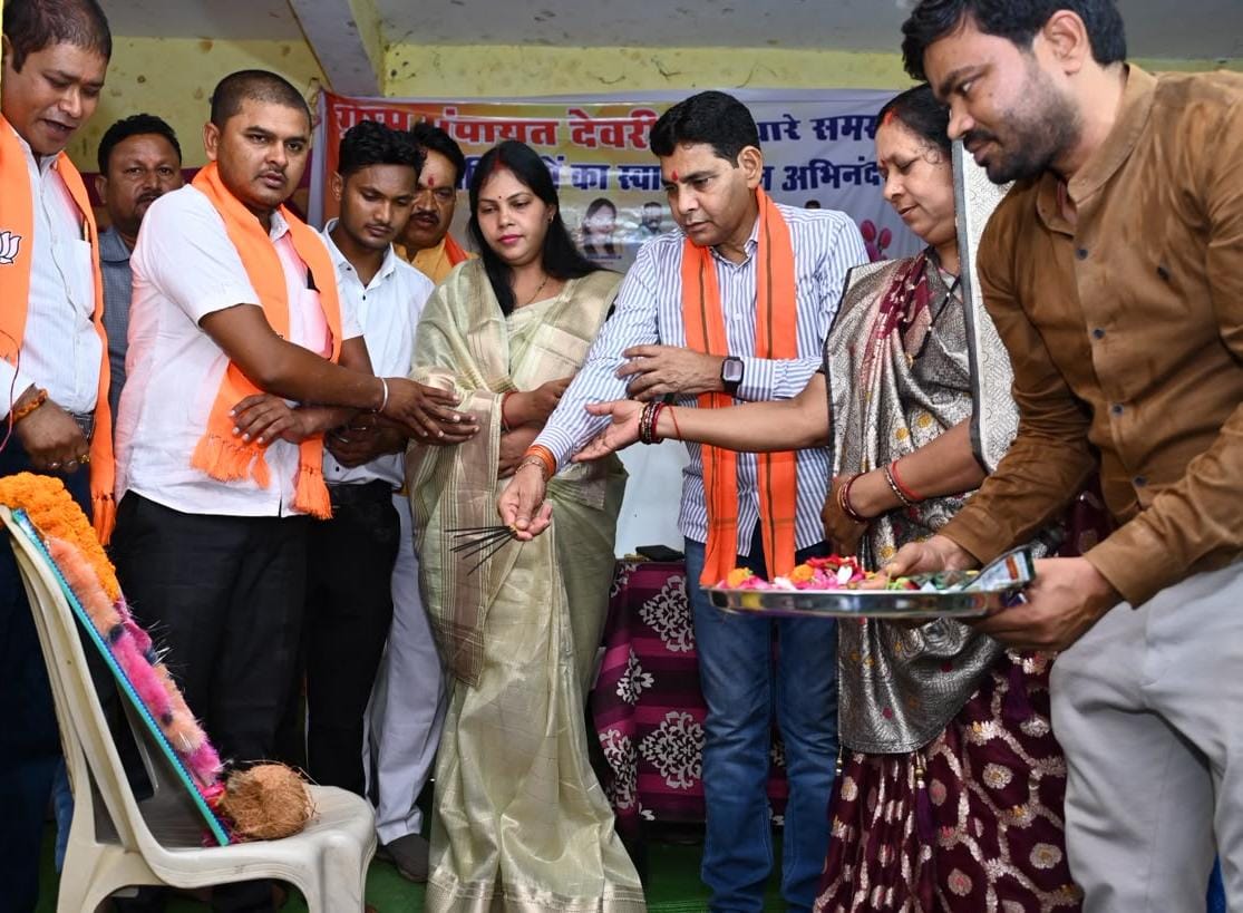 सरकार गांवों के समग्र विकास के लिए प्रतिबद्ध : राजस्व मंत्री श्री टंक राम वर्मा सरकार गांवों के समग्र विकास के लिए प्रतिबद्ध : राजस्व मंत्री श्री टंक राम वर्मा
