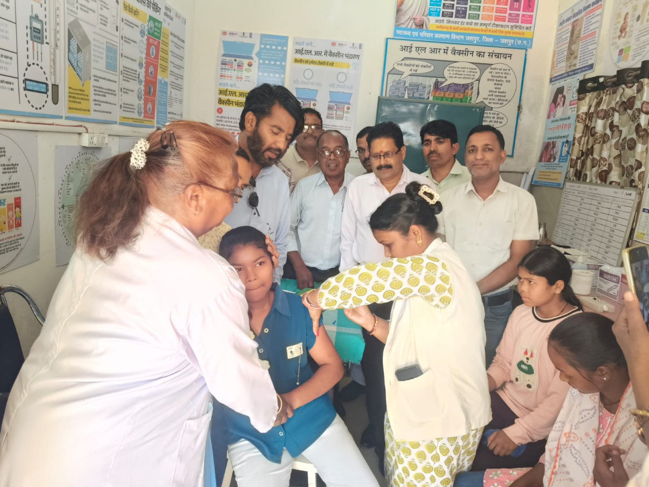 ’सर्वाइकल कैंसर से बचाव के लिए जशपुर में एचपीवी टीकाकरण अभियान तेज’ ’सर्वाइकल कैंसर से बचाव के लिए जशपुर में एचपीवी टीकाकरण अभियान तेज’