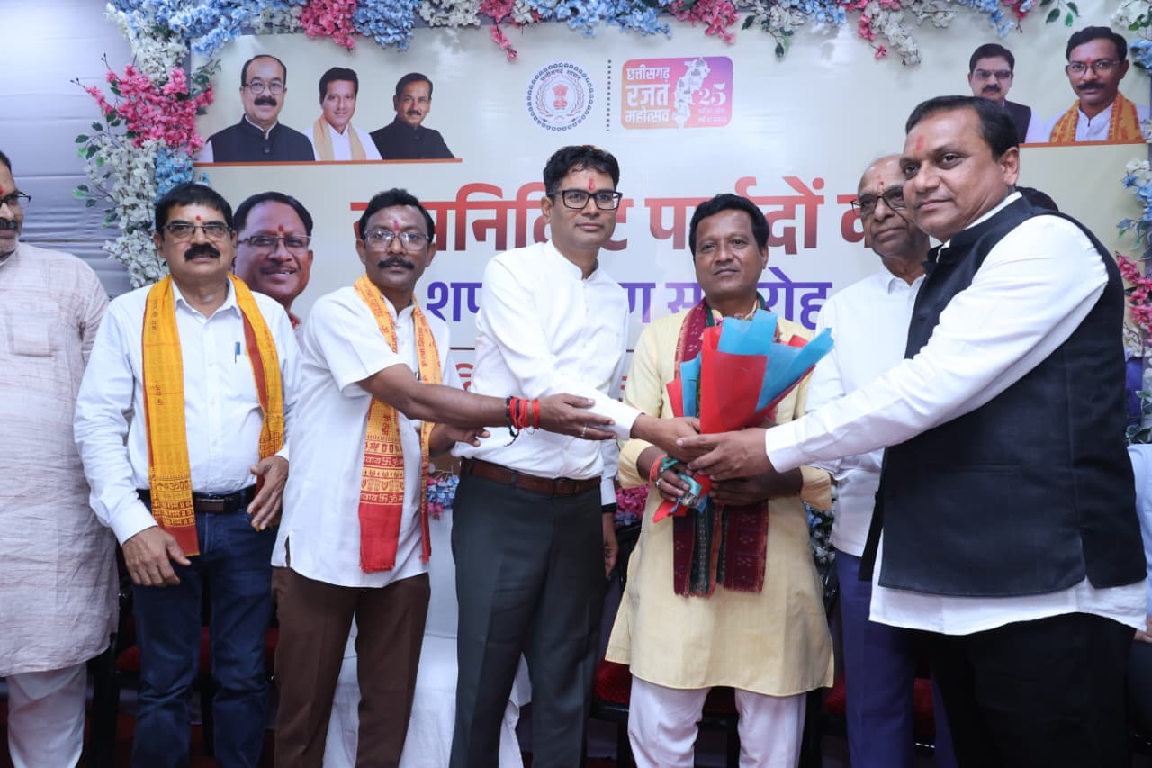 नामनिर्दिष्ट पार्षदों के शपथ ग्रहण समारोह में शामिल हुए वित्त मंत्री श्री ओपी चौधरी