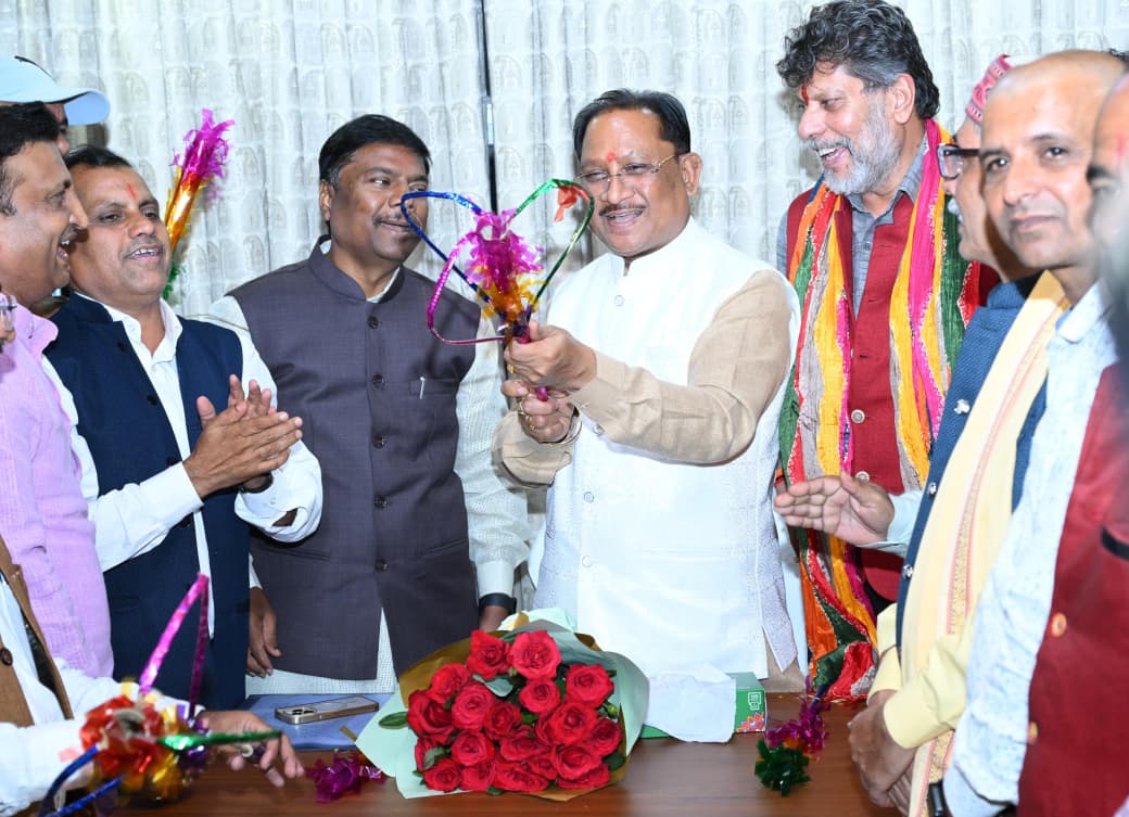 बस्तर गोंचा महापर्व 2026 का निमंत्रण लेकर मुख्यमंत्री श्री विष्णु देव साय से मिले प्रतिनिधि बस्तर गोंचा महापर्व 2026 का निमंत्रण लेकर मुख्यमंत्री श्री विष्णु देव साय से मिले प्रतिनिधि