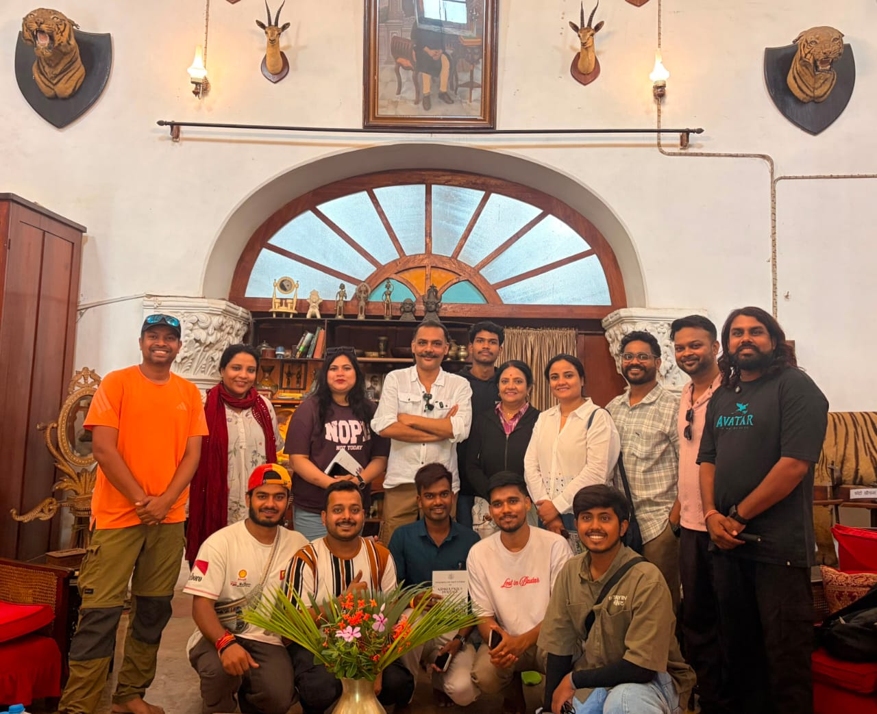 कांकेर पैलेस में हेरिटेज टूरिज्म को मिली नई दिशा, युवराज श्री जयप्रताप से छत्तीसगढ़ टूरिज्म बोर्ड की टीम और इंफ्लुएंसर्स की सार्थक चर्चा