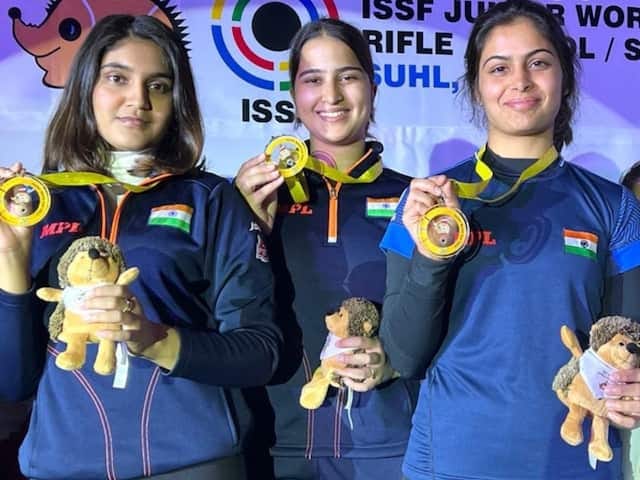 वित्त मंत्री श्री ओपी चौधरी ने ISSF वर्ल्ड कप में पदक विजेता ईशा सिंह और मनु भाकर को दी बधाई