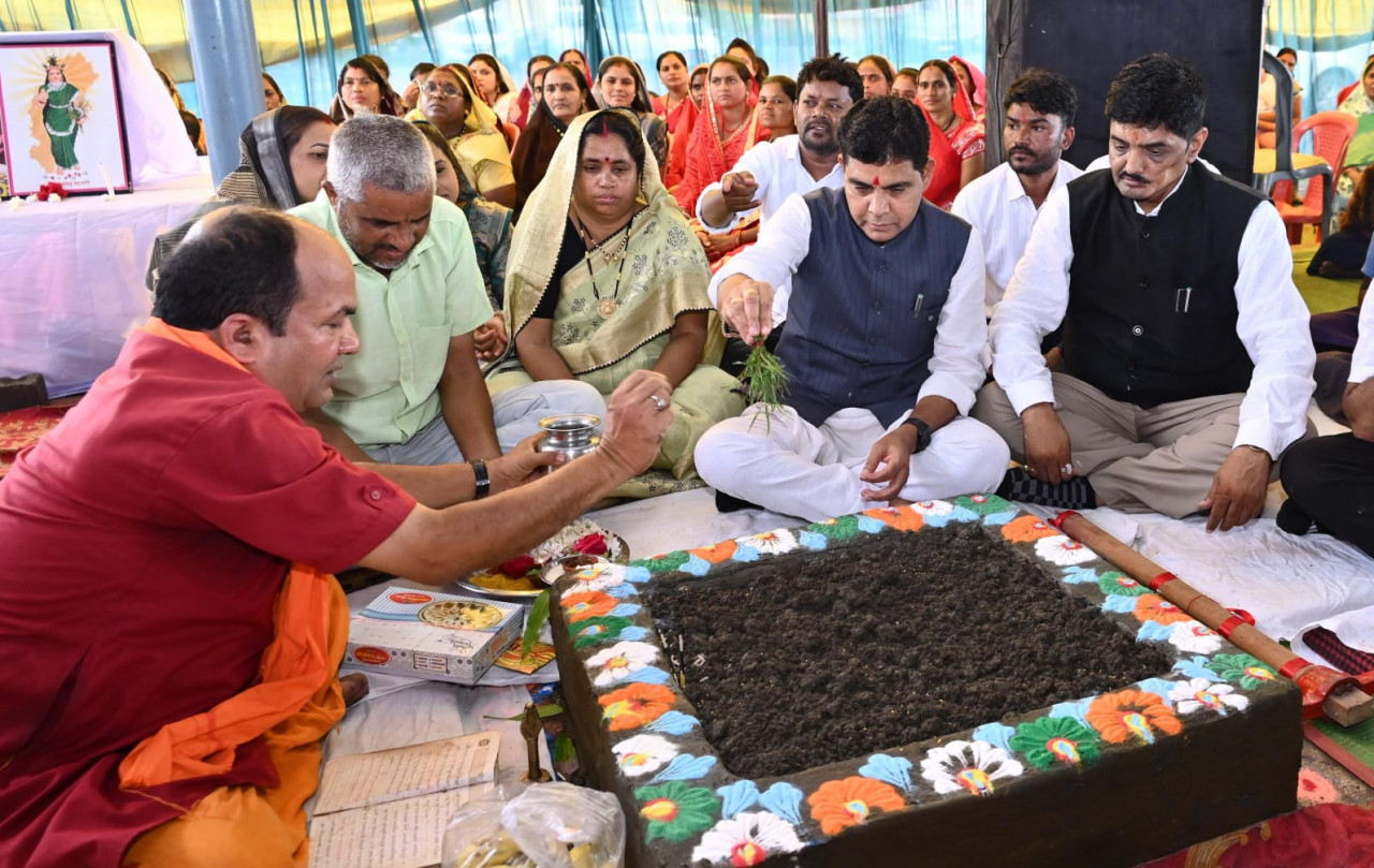 विकास का कोई विकल्प नहींः मंत्री श्री टंक राम वर्मा