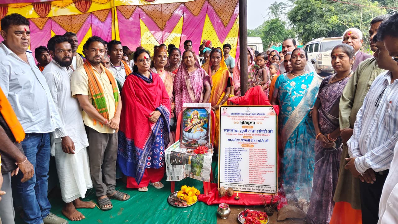 आजादी के 79 वर्षों बाद भिरागांव को मिली पक्की सड़क की सौगात, ग्रामीणों ने विधायक सुश्री लता उसेण्डी का जताया आभार