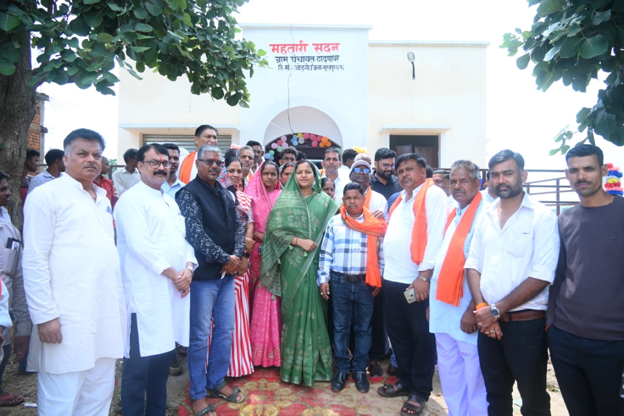 महिलाओं के सम्मान और आत्मनिर्भरता की नई पहचान बनेगा महतारी सदन : मंत्री श्रीमती लक्ष्मी राजवाड़े महिलाओं के सम्मान और आत्मनिर्भरता की नई पहचान बनेगा महतारी सदन : मंत्री श्रीमती लक्ष्मी राजवाड़े