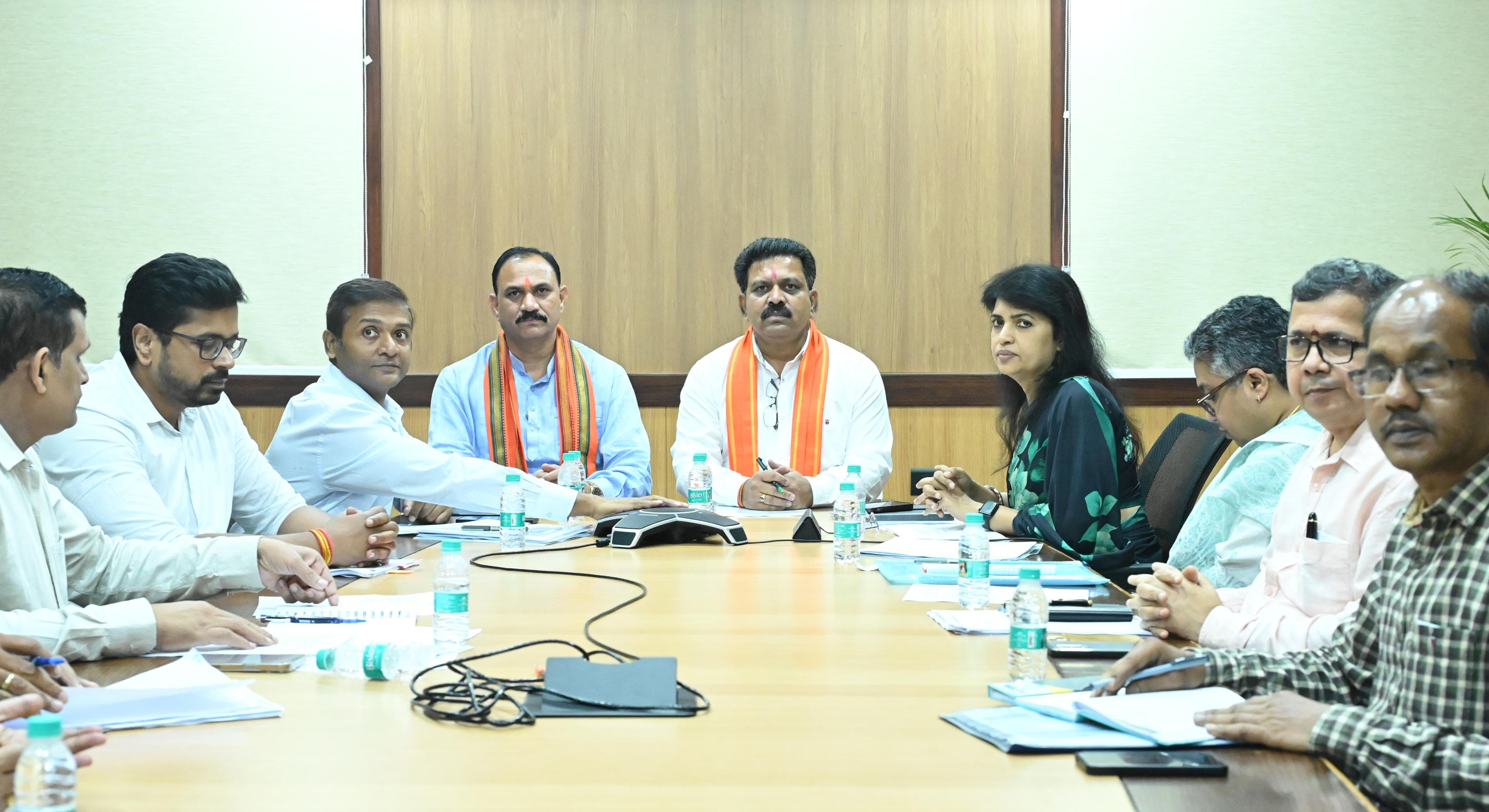 सीसीटीएनएस को और सशक्त बनाने उप मुख्यमंत्री श्री विजय शर्मा ने की उच्चस्तरीय समीक्षा बैठक सीसीटीएनएस को और सशक्त बनाने उप मुख्यमंत्री श्री विजय शर्मा ने की उच्चस्तरीय समीक्षा बैठक