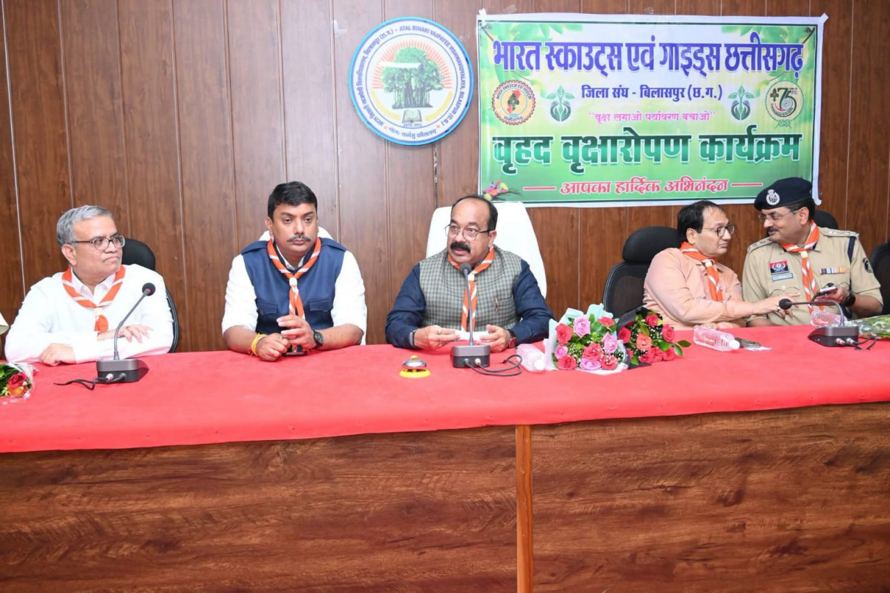उप मुख्यमंत्री श्री अरुण साव ने किया पौधारोपण, बोले हरियाली बढ़ेगी तो पर्यावरण भी स्वस्थ और सुंदर बनेगा उप मुख्यमंत्री श्री अरुण साव ने किया पौधारोपण, बोले हरियाली बढ़ेगी तो पर्यावरण भी स्वस्थ और सुंदर बनेगा
