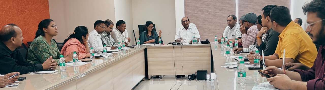 मुख्यमंत्री के नेतृत्व में सहकारिता व्यवस्था को और अधिक पारदर्शी बनाने पर जोर: प्राधिकृत अधिकारी श्री शशिकांत द्विवेदी