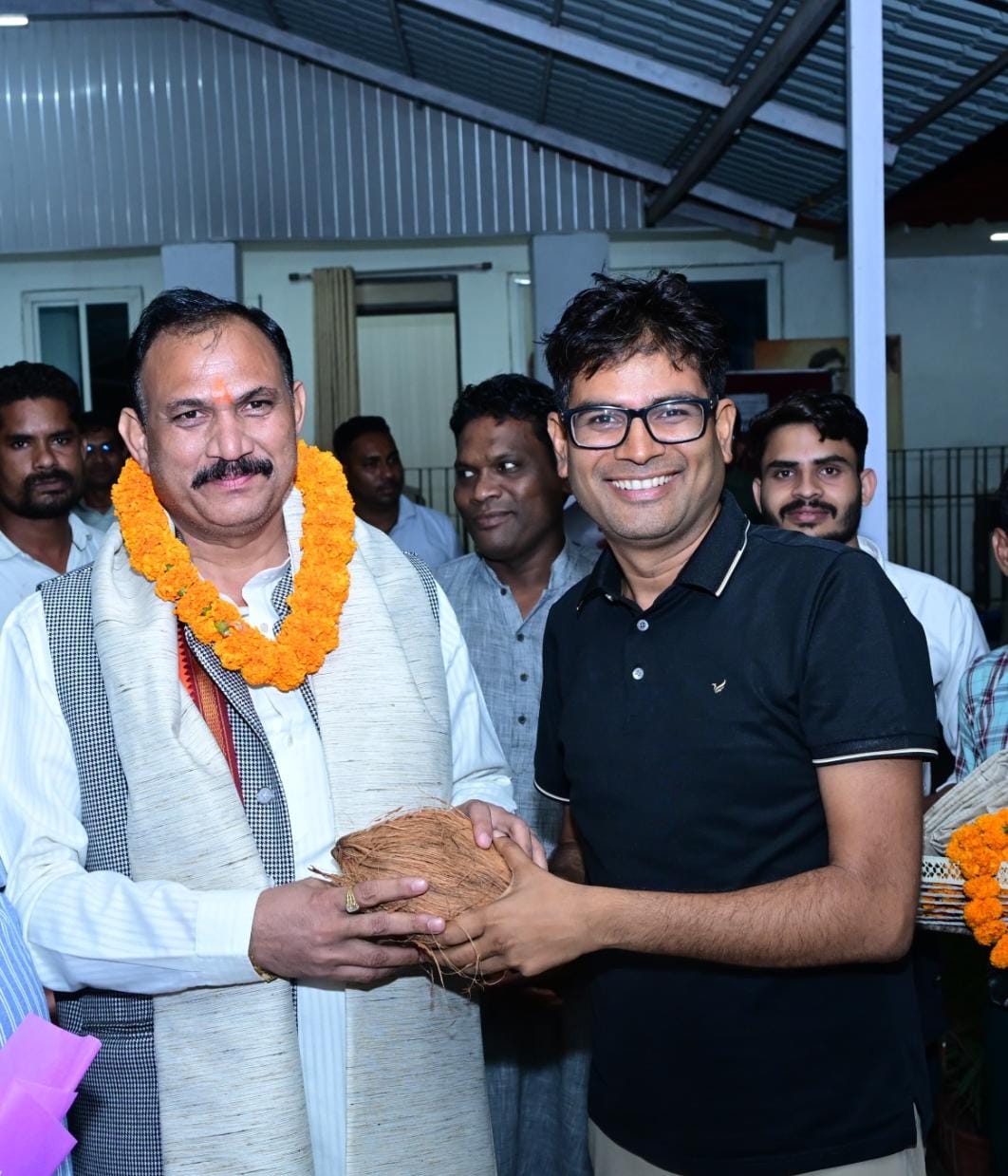 रायगढ़ आगमन पर स्वास्थ्य मंत्री श्री श्याम बिहारी जायसवाल का आत्मीय स्वागत