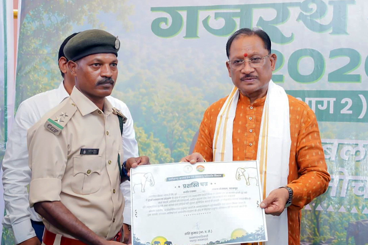 मानव-हाथी सह-अस्तित्व की दिशा में जशपुर की अभिनव पहल ‘गजरथ यात्रा’ को मिली नई पहचान