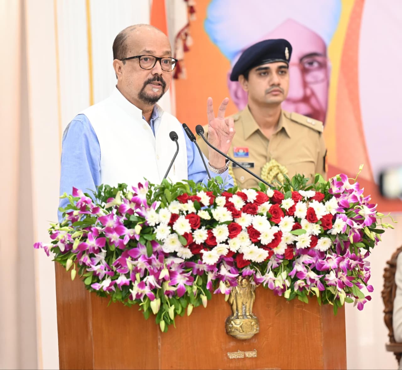 AI के युग में शिक्षक बनें विद्यार्थियों के मार्गदर्शक, तकनीक के विवेकपूर्ण उपयोग की दें सीख : राज्यपाल श्री डेका