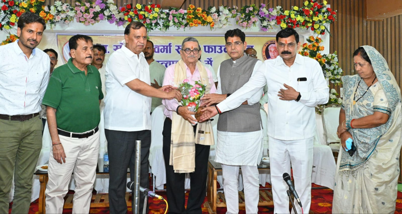गुरु का ऋण कभी नहीं चुकाया जा सकता, शिक्षक राष्ट्र निर्माण के सच्चे शिल्पकार:राजस्व मंत्री श्री टंक राम वर्मा