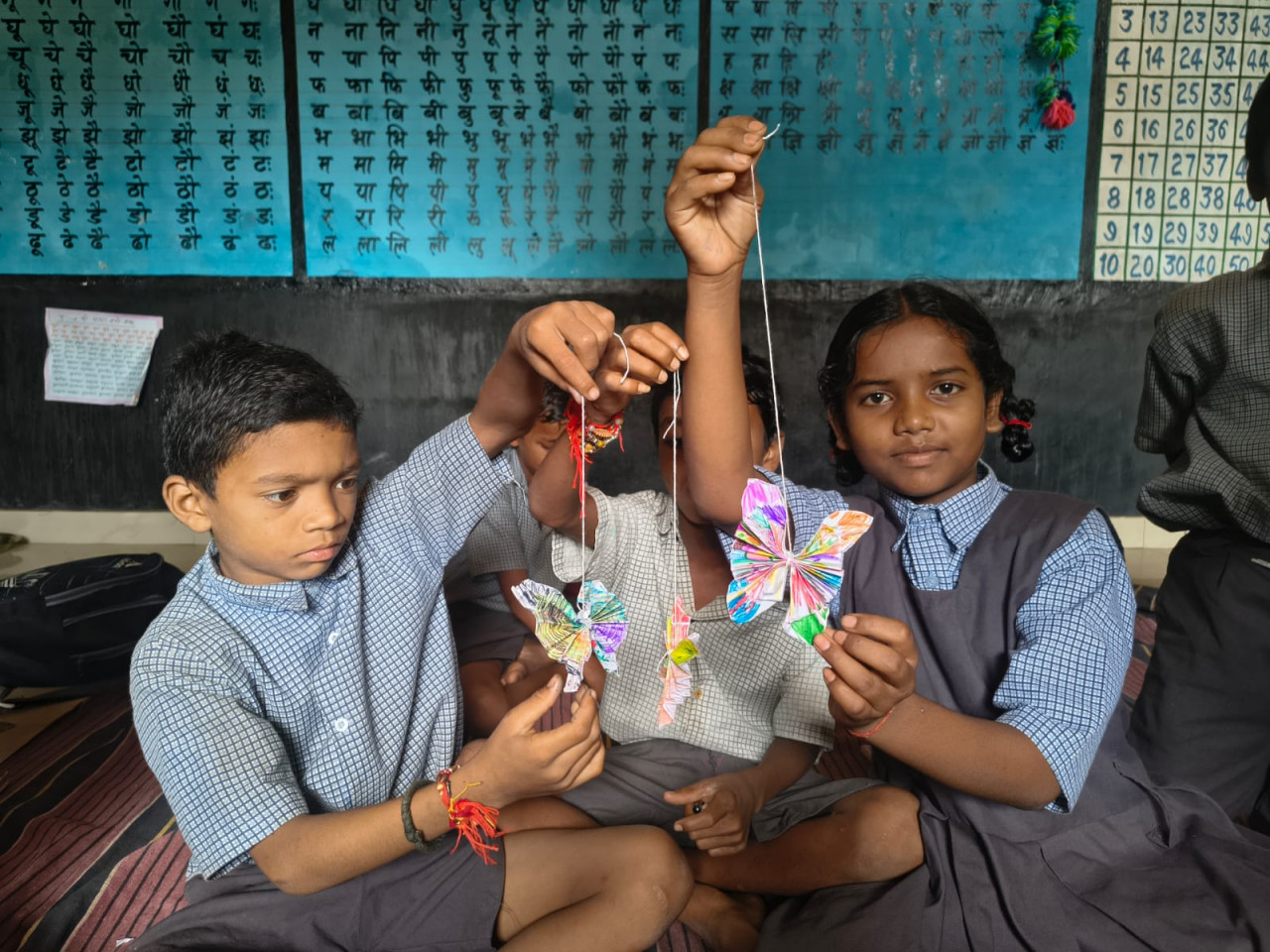 बैगलेस डे पर विद्यालयों में स्वच्छता, रचनात्मकता और खेल गतिविधियों से बच्चों ने सीखा व्यावहारिक जीवन कौशल
