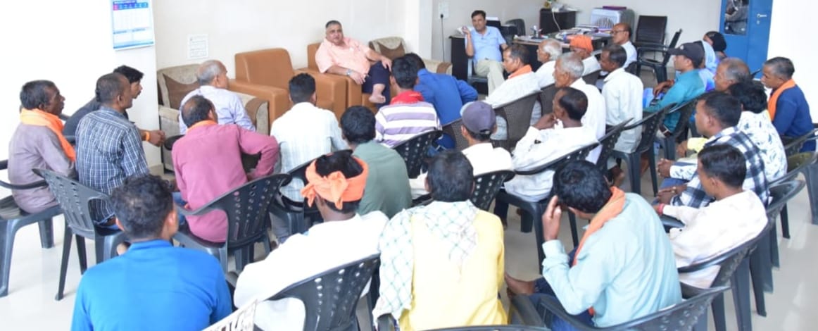 जनदर्शन में पर्यटन एवं संस्कृति मंत्री श्री राजेश अग्रवाल ने सुनीं नागरिकों की समस्याएं, संबंधित अधिकारियों को त्वरित निराकरण के निर्देश