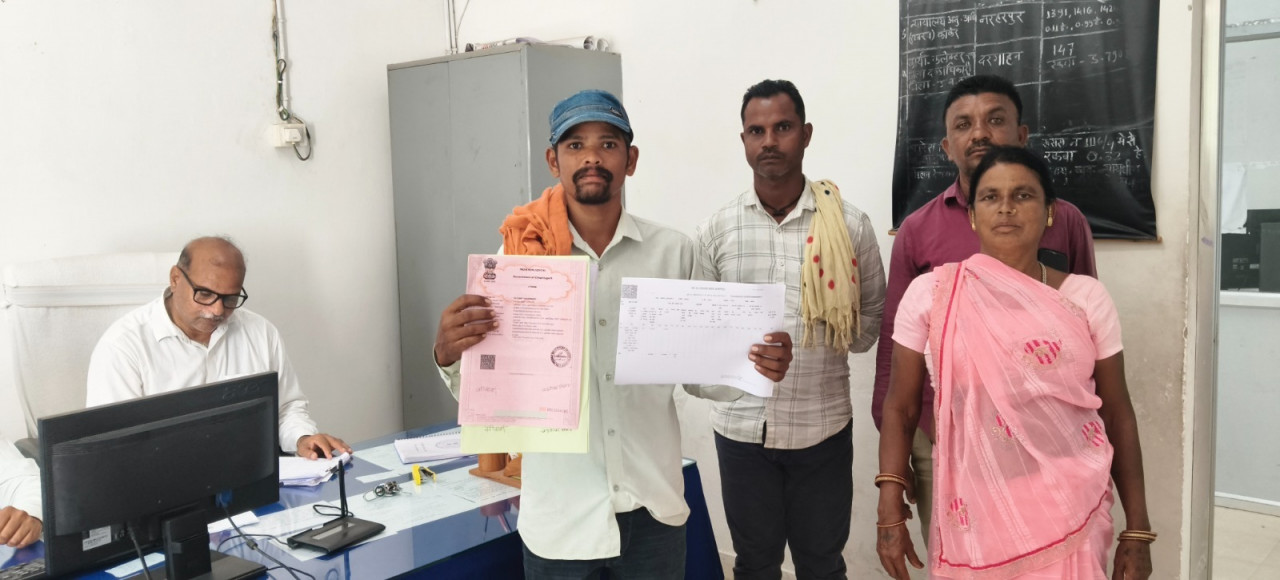 रजिस्ट्री हुई और नामांतरण भी, किसान चंद्रशेखर को नहीं लगाने पड़े दफ्तर के चक्कर