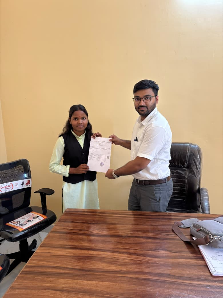 ’सेवा सेतु से सविता की समस्या का हुआ समाधान, आय प्रमाण पत्र मिलने से परिवार में खुशी’ ’सेवा सेतु से सविता की समस्या का हुआ समाधान, आय प्रमाण पत्र मिलने से परिवार में खुशी’