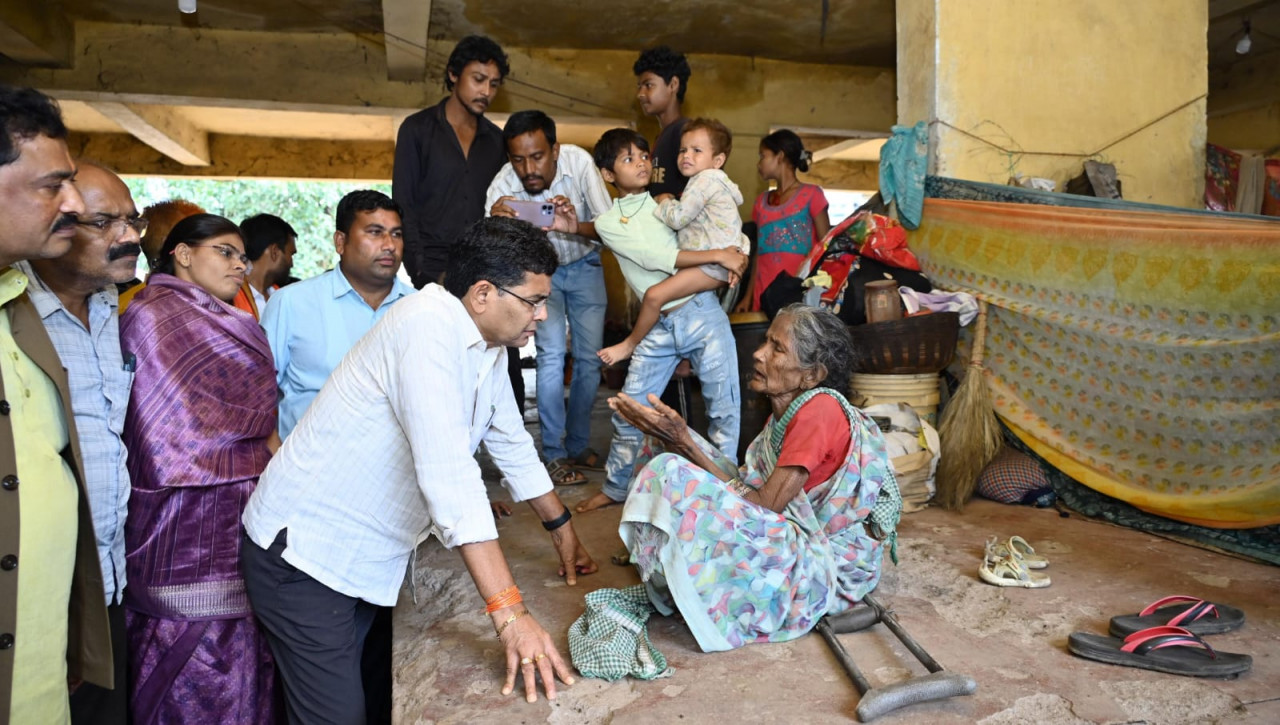सरकार बाढ़ प्रभावित परिवार को करेगी हरसंभव मदद- राजस्व मंत्री श्री टंक राम वर्मा