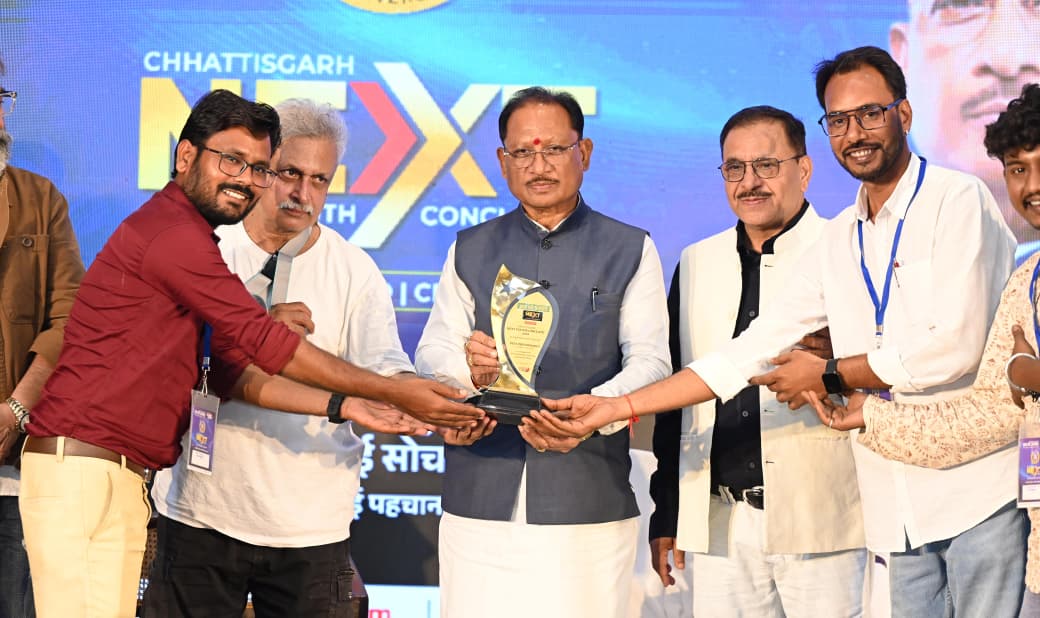 सीधी और सच्ची बात साहस के साथ रखें युवा, नई सोच को दें नई पहचान : मुख्यमंत्री श्री विष्णु देव साय