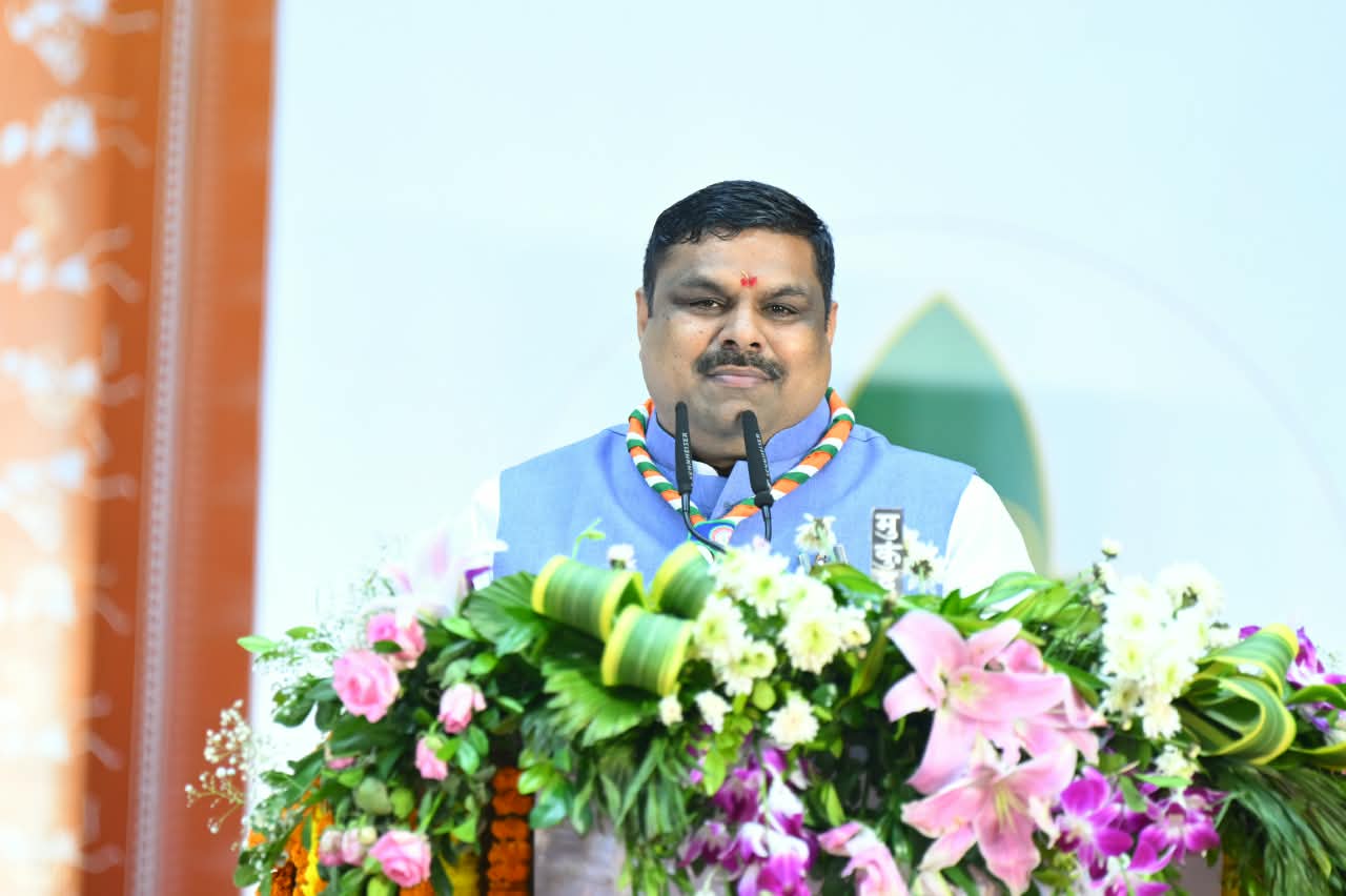 गांधी और शास्त्री जयंती पर राज्य स्तरीय सर्वधर्म प्रार्थना सभा आयोजित गांधी और शास्त्री जयंती पर राज्य स्तरीय सर्वधर्म प्रार्थना सभा आयोजित