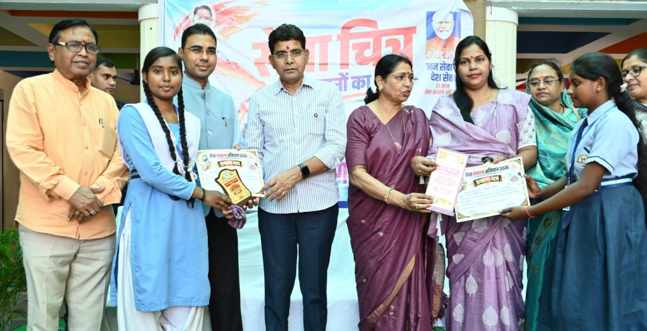 इतिहास रचने के लिए अटूट परिश्रम और निरंतर प्रयास ज़रूरी – मंत्री श्री टंक राम वर्मा इतिहास रचने के लिए अटूट परिश्रम और निरंतर प्रयास ज़रूरी – मंत्री श्री टंक राम वर्मा