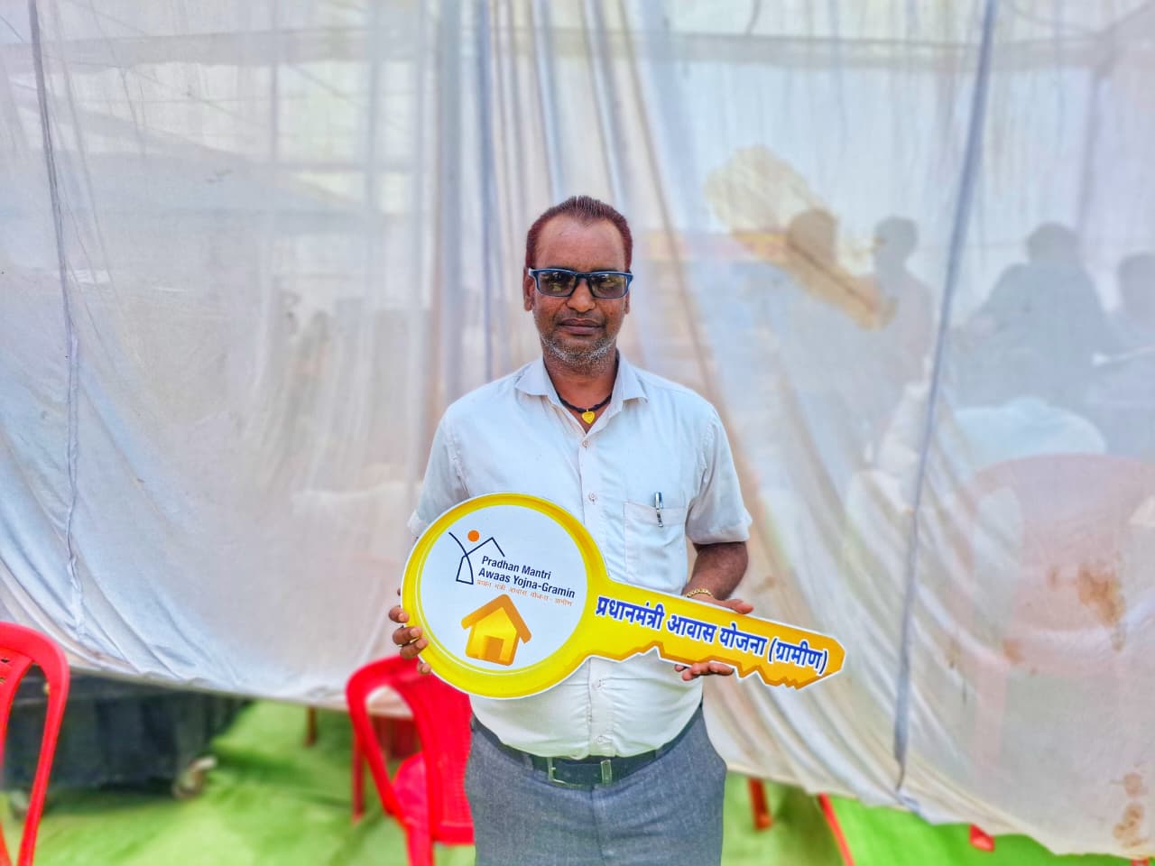 सेवा संकल्प अभियान : सेवा की कहानी : कच्चे मकान की मुश्किलों से मिली मुक्ति, प्रधानमंत्री आवास योजना से साकार हुआ भूपेंद्र का पक्के घर का सपना