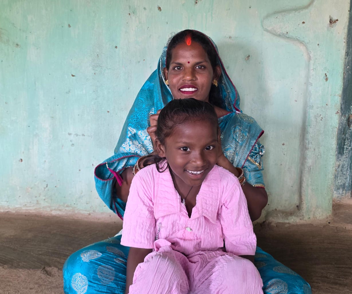 विशेष लेख : जनकल्याणकारी योजनाओं से बदल रही सरगुजा के गांवों की तस्वीर, आत्मनिर्भरता की ओर बढ़ रहे ग्रामीण परिवार